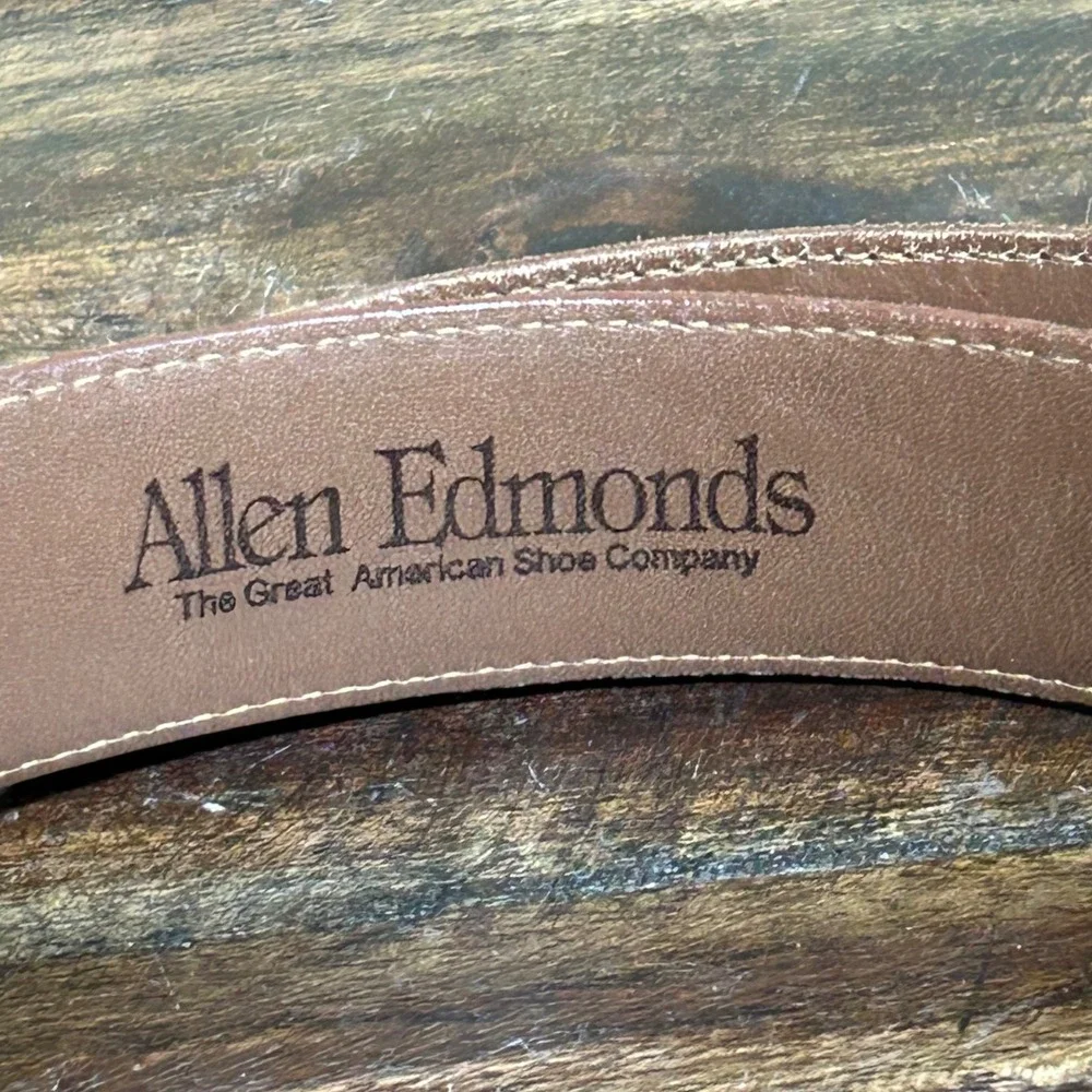 Allen Edmonds Brown Calfskin Leather Belt Mens Size 40 1.25